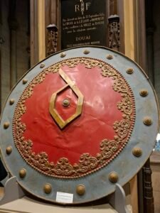 Le bouclier de M. Gayant / Mr. Gayant's shield